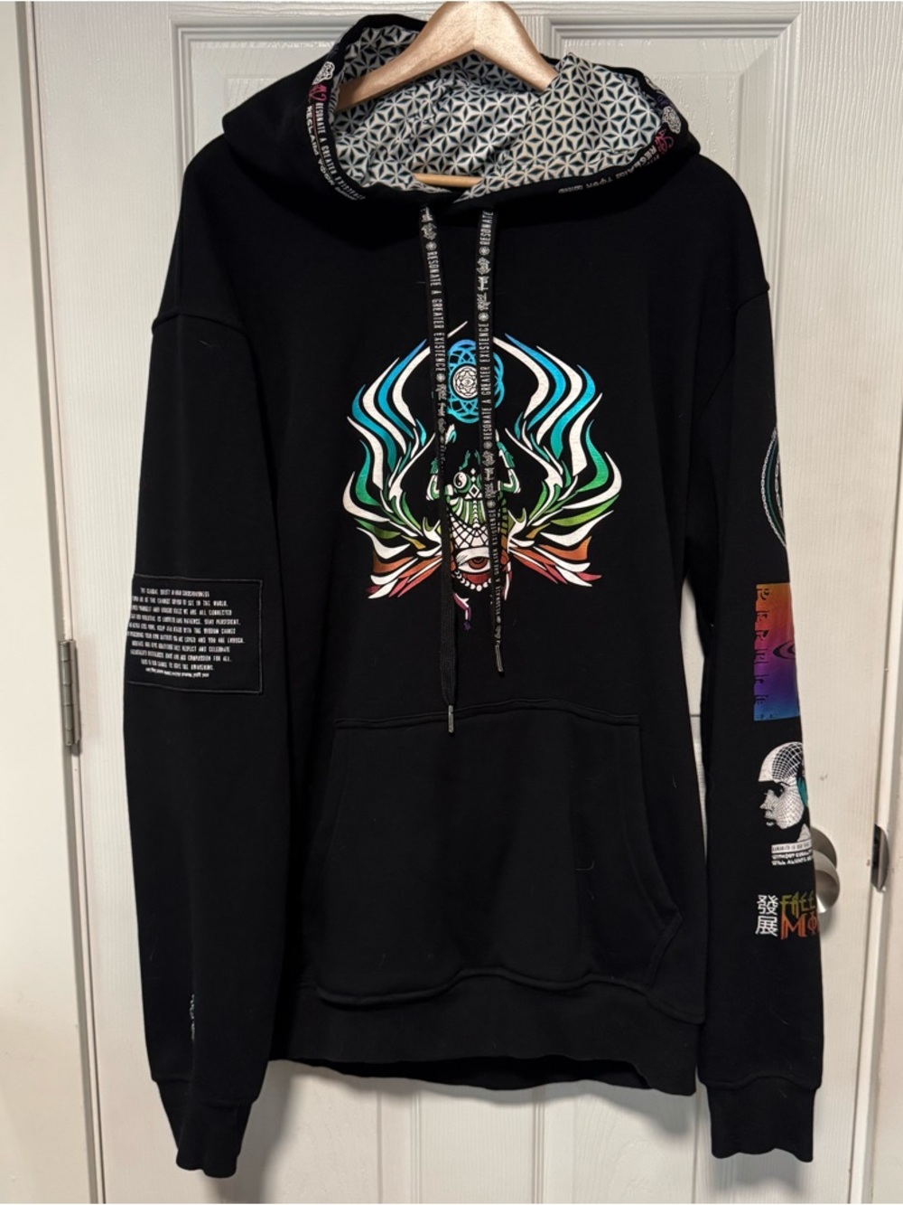 Rage Nation Black Pullover Hoodie with Multicolor Front Emblem XL